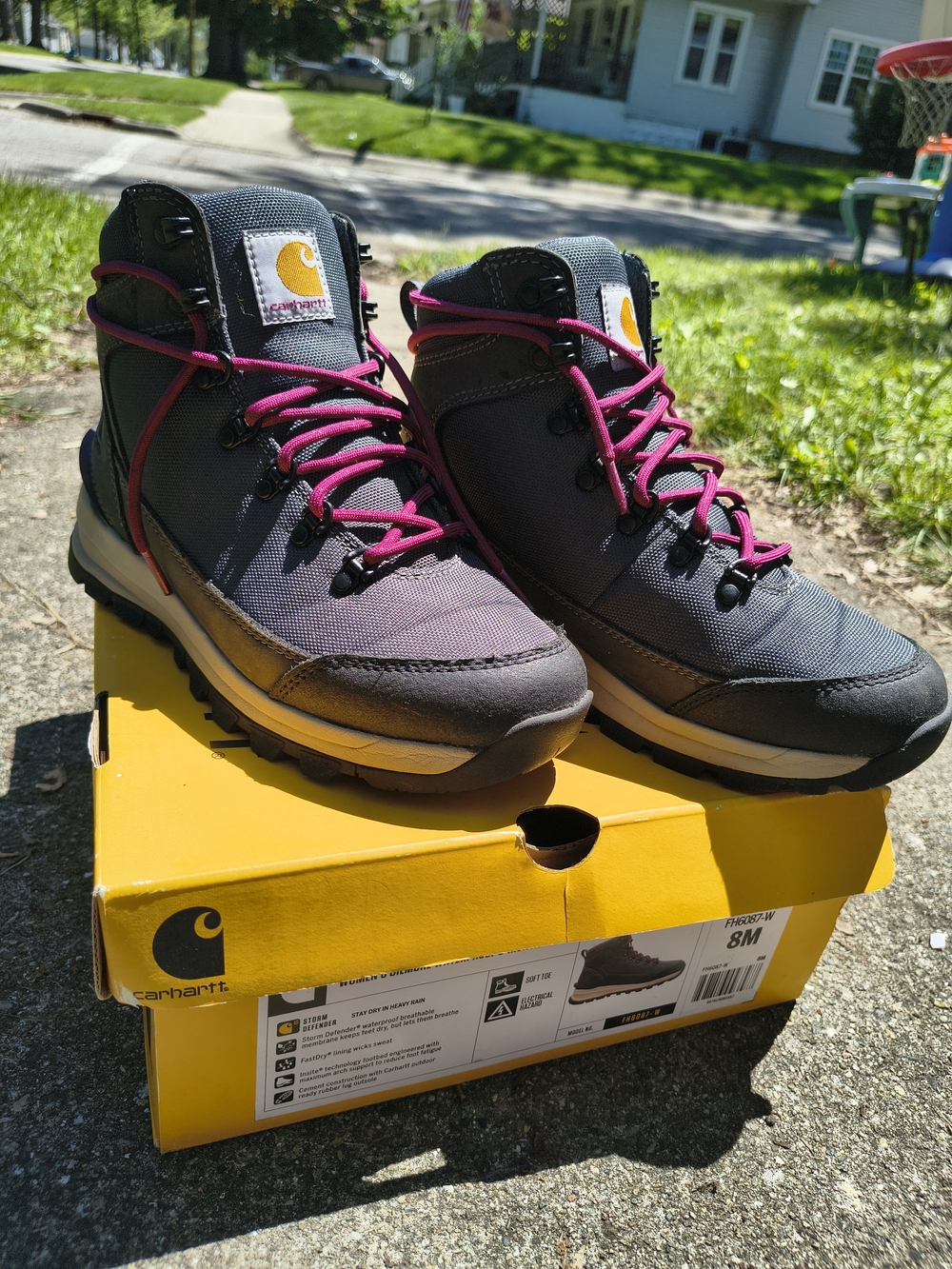 Carhartt Women's Gilmore Waterproof 6 Inch Hiking Boots with Pink Laces EUC